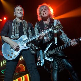 Bang Showbiz / Def Leppard have stayed together because they all share a sense of humour