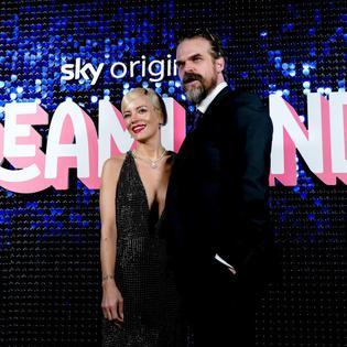 Bang Showbiz / David Harbour thinks it was 'weird' to hear music inspired by the collapse of his marriage to Lily Allen after the release of her break-up album