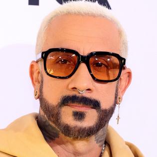 Bang Showbiz / AJ McLean is moving across the US to support his daughters