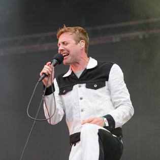 Bang Showbiz / Ricky Wilson lands musical role
