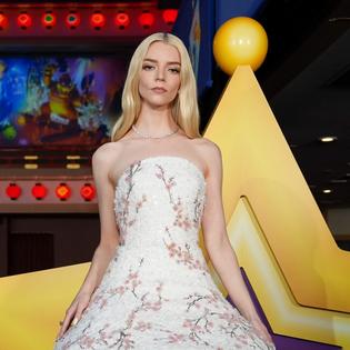 Bang Showbiz / Anya Taylor-Joy was bullied at school over her looks.
