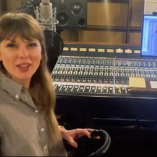 Bang Showbiz / Taylor Swift swiftly wrote and recorded I Knew It, I Knew You
