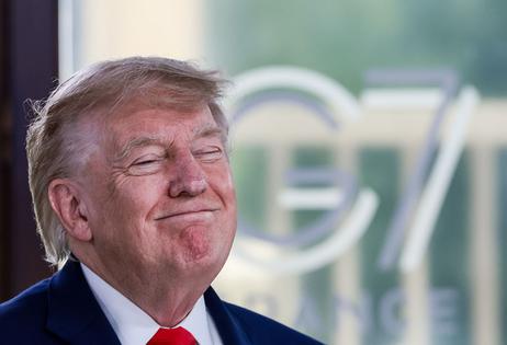 EVIAN-LES-BAINS, FRANCE - JUNE 16: U.S. President Donald Trump attends a working lunch with leaders of G7 and the Middle East, on June 16, 2026 in Evian-les-Bains, France. Leaders from the Group of 7 (G7) countries convened in Evian, France, near the Swiss border, for their annual summit to discuss challenges to peace and security for Ukraine and Europe, the situation in the Middle East, and other geopolitical issues. (Photo by Evelyn Hockstein - Pool/Getty Images)