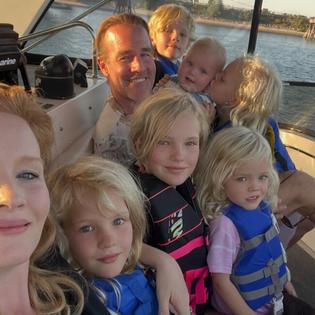 Bang Showbiz / James Van Der Beek with his six children