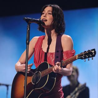 Bang Showbiz / Gracie Abrams has opened up about her relationship with Paul Mescal