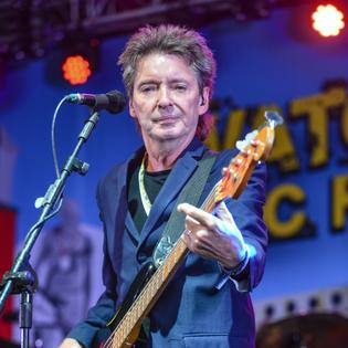 Bang Showbiz / The Jam's Bruce Foxton diagnosed with Parkinson's Disease