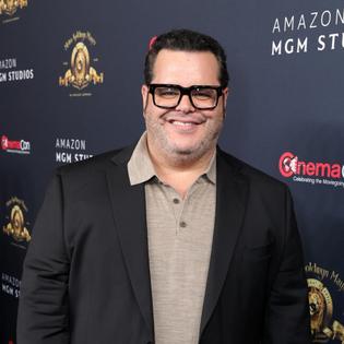 Bang Showbiz / Josh Gad is joining Ocean's 11 prequel