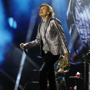Bang Showbiz / Sir Mick Jagger tried to use AI to find an album title