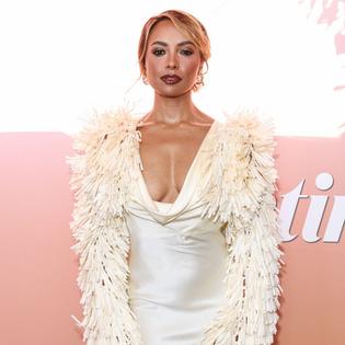 Bang Showbiz / Kat Graham talks first time motherhood.