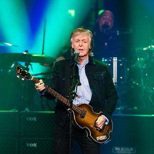 Bang Showbiz / Paul McCartney misses being in a band