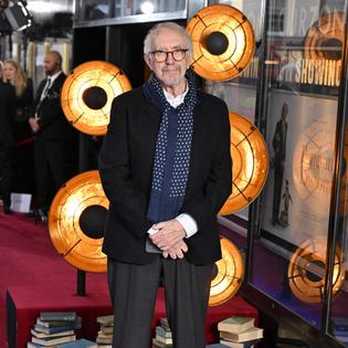 Bang Showbiz / Jonathan Pryce wants a variety of roles