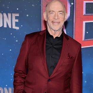 Bang Showbiz / J.K. Simmons reveals exactly what he thinks about Batgirl being shelved