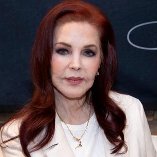 Bang Showbiz / Priscilla Presley's son defends pizza GoFundMe