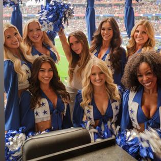 Bang Showbiz / Victoria Beckham fangirls over the Dallas Cowboy Cheerleaders