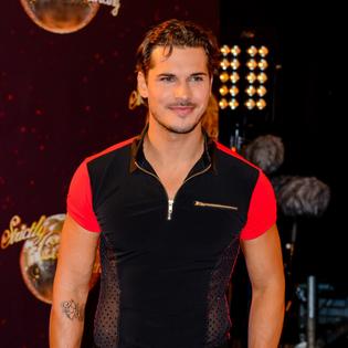 Bang Showbiz / Gleb Savchenko wants custody of his daughter