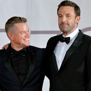 Bang Showbiz / Matt Damon reflects on friendship with Ben Affleck