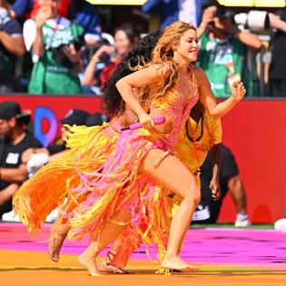 Bang Showbiz / Shakira at the World Cup in America.