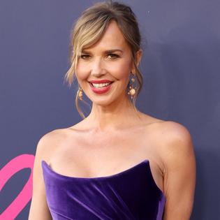 Bang Showbiz / Arielle Kebbel talks Aquamarine audition