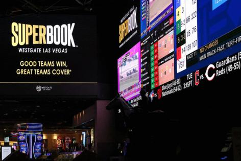Bizuayehu Tesfaye/Las Vegas Review-Journal/TNS