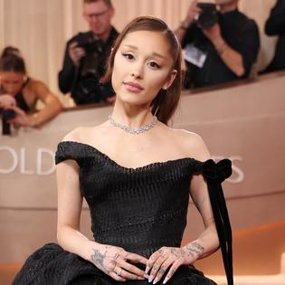 Bang Showbiz / Singer Ariana Grande