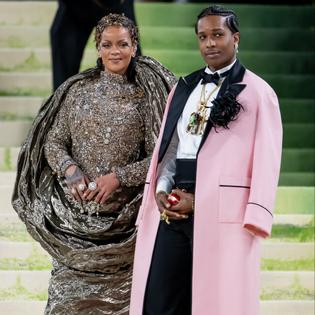 Bang Showbiz / Couple Rihanna and A$ AP Rock.