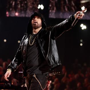 Bang Showbiz / Rapper Eminem
