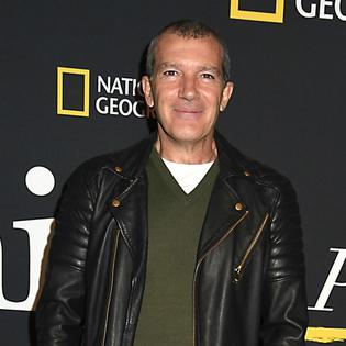 Bang Showbiz / Antonio Banderas now lives in Spain