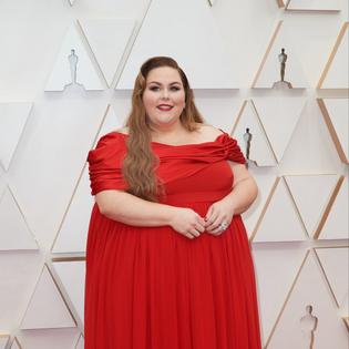 Bang Showbiz / Chrissy Metz is using GLP-1