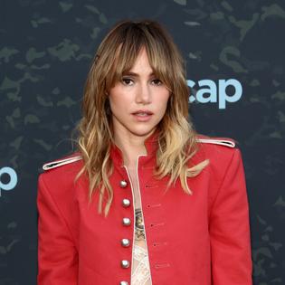 Bang Showbiz / Suki Waterhouse feels inspired by her fiance.