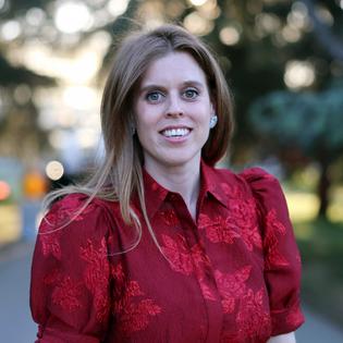 Bang Showbiz / Princess Beatrice appeared solemn as she attended the funeral of her mother Sarah Ferguson's former boyfriend Paddy McNally, the Formula One businessman who remained close to the former duchess long after their relationship ended