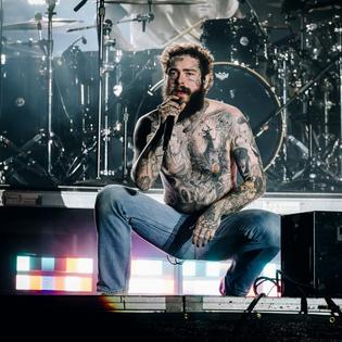 Bang Showbiz / Post Malone has got engaged