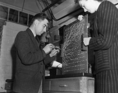 Keystone/Hulton Archive/Getty Images North America/TNS