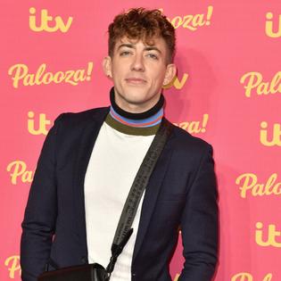 Bang Showbiz / Kevin McHale has made his Broadway debut