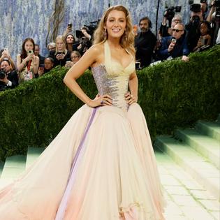 Bang Showbiz / Blake Lively has been awarded some costs.
