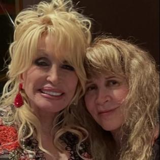 Bang Showbiz / Dolly Parton and Stevie Nicks recorded in Nashville.