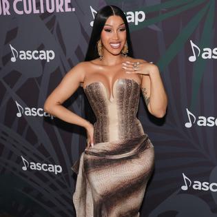 Bang Showbiz / Cardi B thinks people are jealous of her