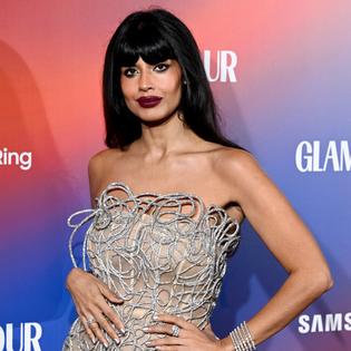 Bang Showbiz / Jameela Jamil cancels live show amid mystery health battle