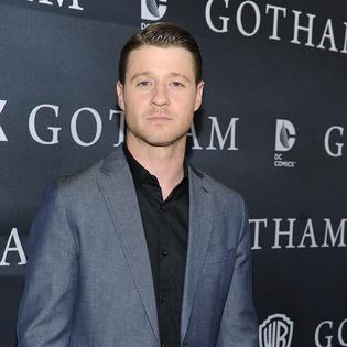Bang Showbiz / Ben McKenzie 'up for' O.C. reboot