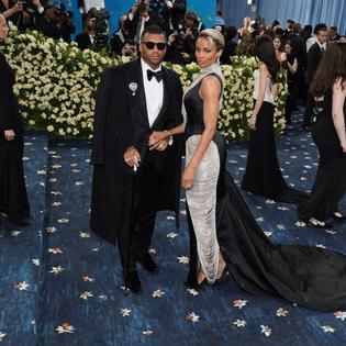 Bang Showbiz / Ciara and Russell Wilson are expecting another baby together