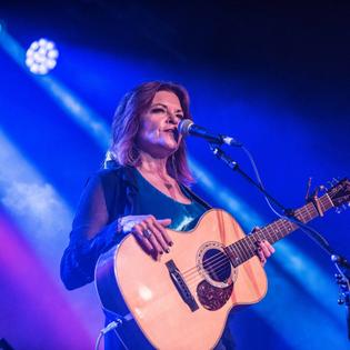 Bang Showbiz / Rosanne Cash postpones shows due to 'medical emergency'