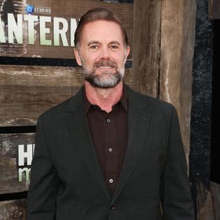 Bang Showbiz / Garret Dillahunt was 'nervous' about the risque scene in Lanterns