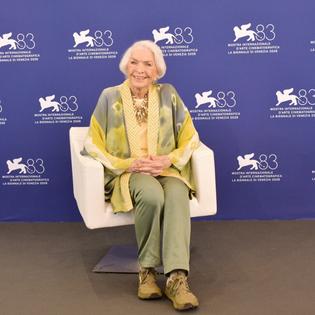 Bang Showbiz / Ellen Burstyn is surprised by her own longevity