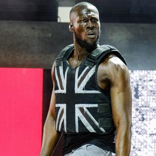 Bang Showbiz / Stormzy can't believe his luck as he scoops huge win at Las Vegas casino