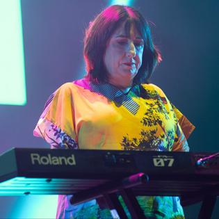 Bang Showbiz / Gillian Gilbert has cancer