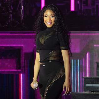 Bang Showbiz / Nicki Minaj on Donald Trump: 'I just love him'