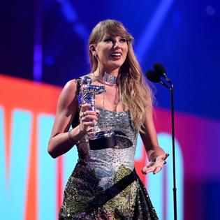 Bang Showbiz / Taylor Swift is getting an inaugural MTV Video Music Awards