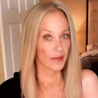 Bang Showbiz / Christina Applegate shares first video since hospitalisation