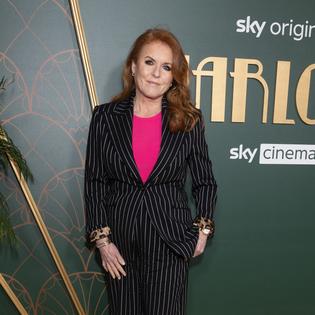 Bang Showbiz / Sarah Ferguson denies 'tell all' book deal claims