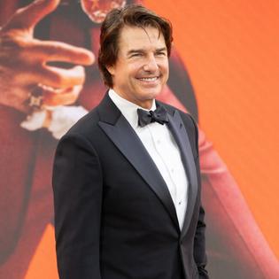 Bang Showbiz / Tom Cruise respects the royals