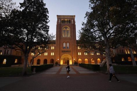 Allen J. Schaben/Los Angeles Times/TNS
